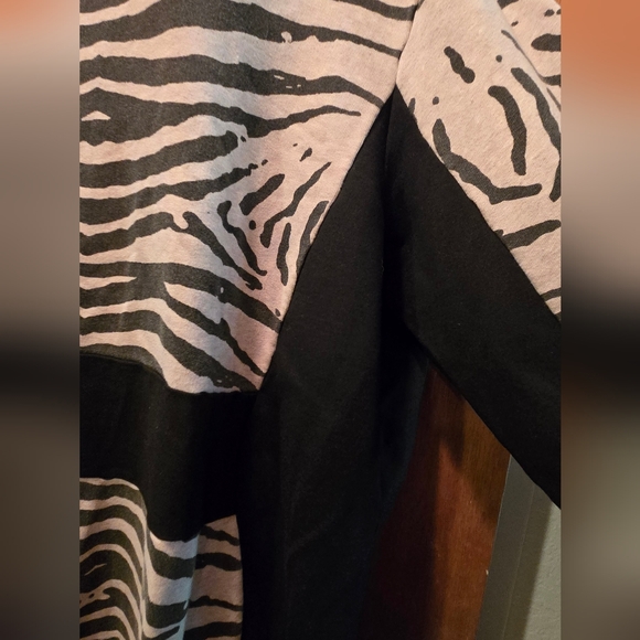 Carmakoma Black & Tan Zebra Print Sweatshirt Dress SzXL - Picture 5 of 9